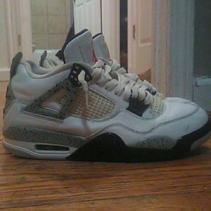 Jordan retro 4s (cement 4s)